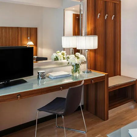 Starhotels Anderson Hotel